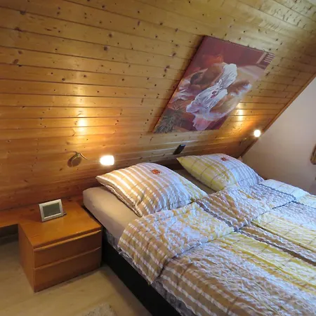 Lederstrumpf Im Feriend Hollern-Twielenfleth