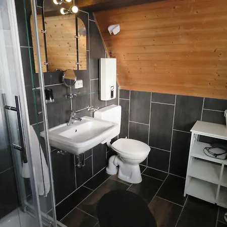 Lederstrumpf Im Feriend * Hollern-Twielenfleth